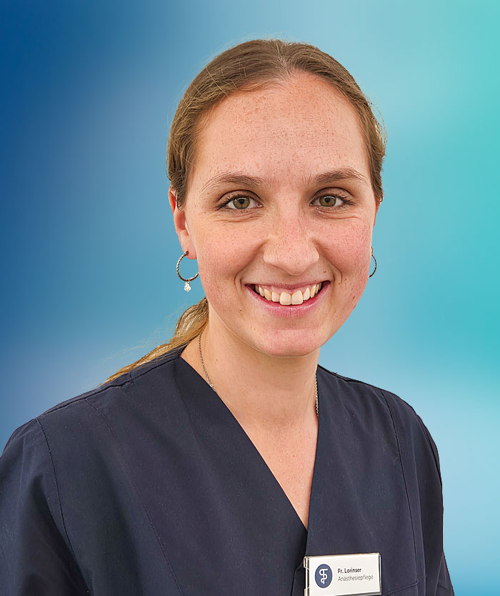 Portrait von Sophia Lorinser, Fachkrankenpflegerin für Anästhesie und Intensivpflege
