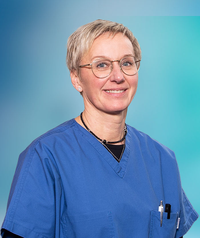 Portrait von Regina Abberger, Fachkrankenpflegerin für Anästhesie und Intensivpflege